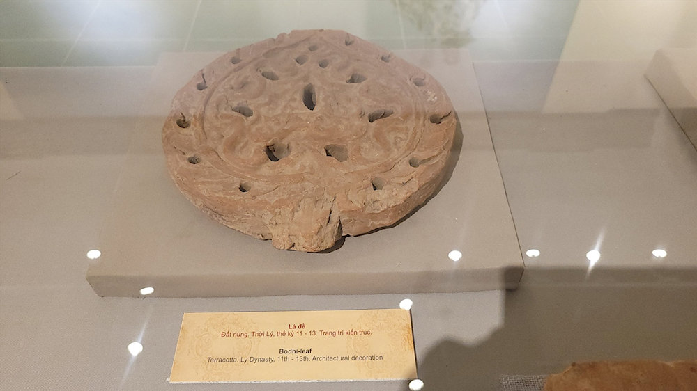 Many intricately decorated ceramic products are featured at the Hai Phong Museum